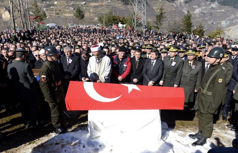 Şah Fırat şehidine cenaze töreni düzenlendi