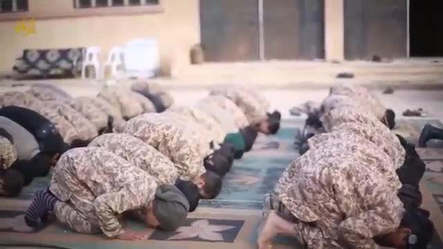 IŞİD çocukların eğitildiği kamptan görüntüler yayınladı