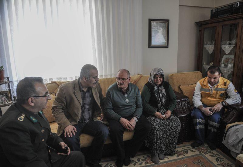 Kabil'de şehit düşen askerin baba evinde yas