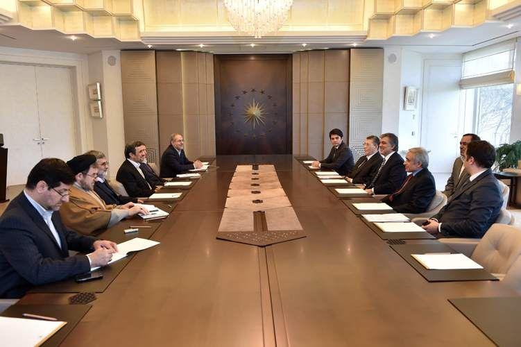 Eski İran Cumhurbaşkanı Ahmedinejad'dan Gül'e ziyaret