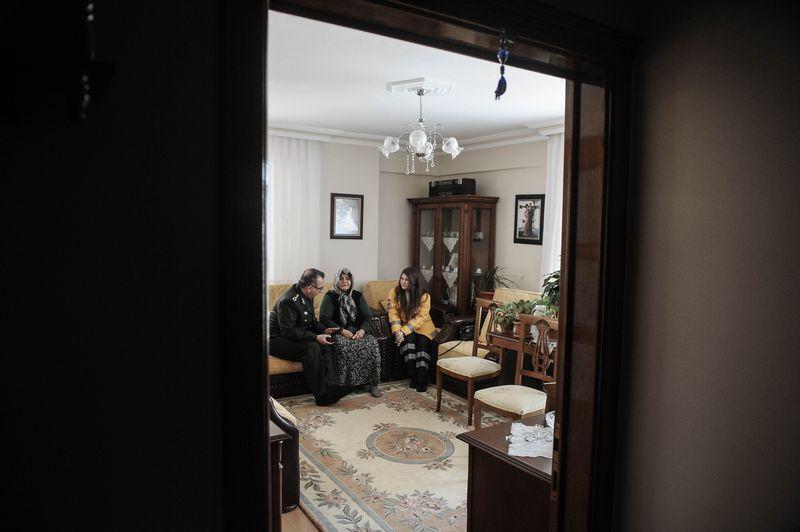 Kabil'de şehit düşen askerin baba evinde yas