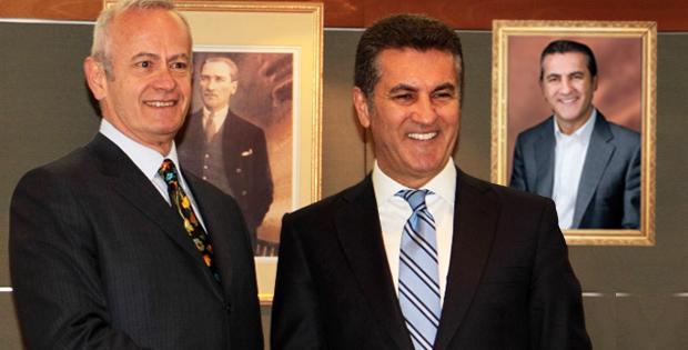 Mustafa Sarıgül'ün fotoğrafları belediyeden kaldırıldı