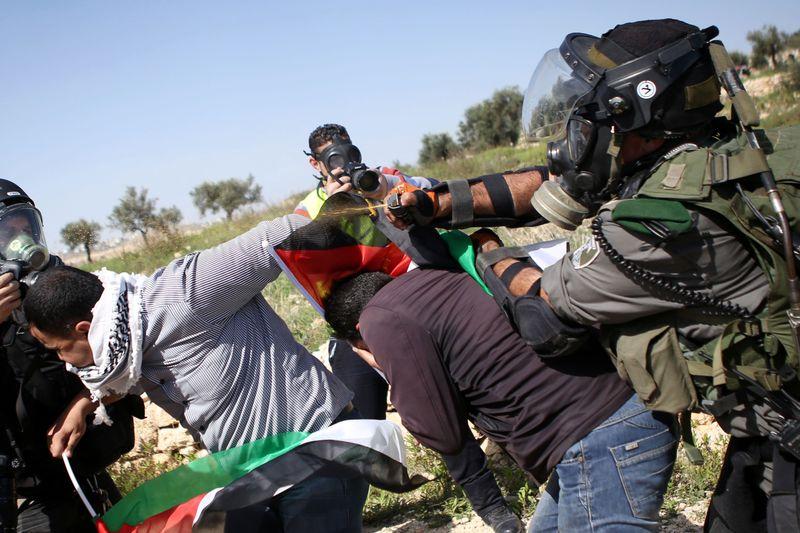 Batı Şeria'daki gösterilere sert müdahale