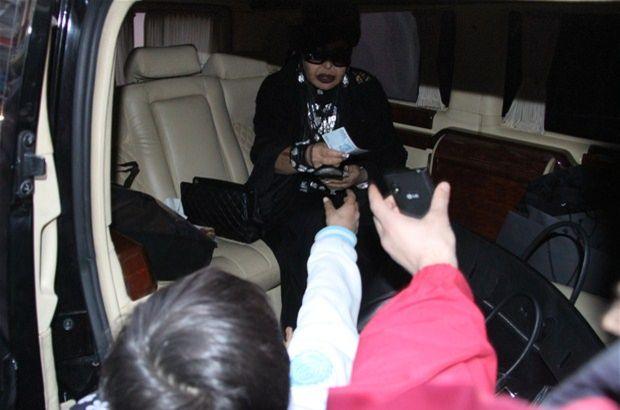 Bülent Ersoy 120 bin TL harcadı hafifledi