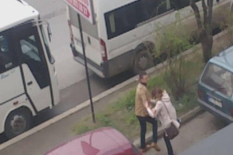 Zonguldak'ta sevgililer tekme tokat kavga etti İZLE