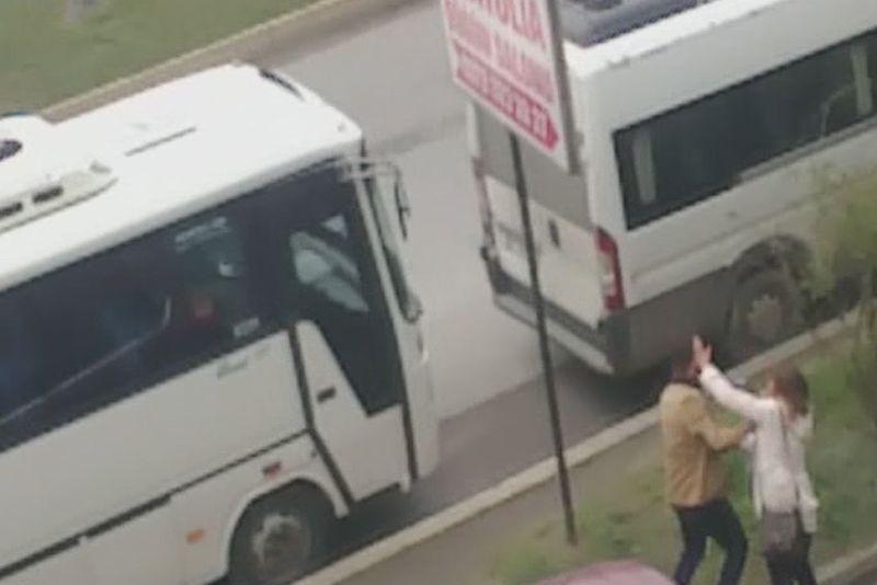Zonguldak'ta sevgililer tekme tokat kavga etti İZLE