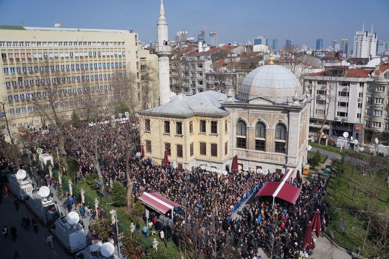 Edebiyatın büyük ustası Yaşar Kemal'e veda