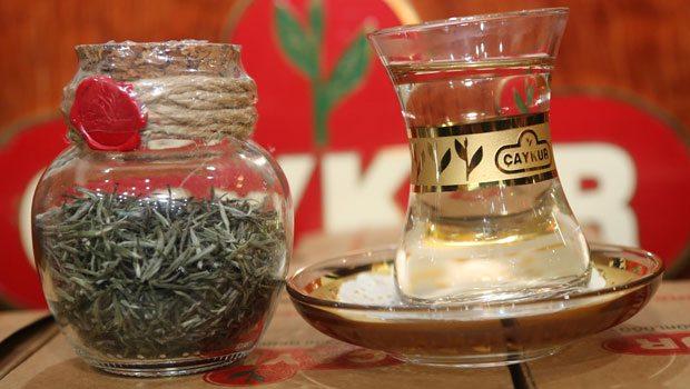 Çaykur beyaz çayı 4 bin liradan piyasaya sürdü