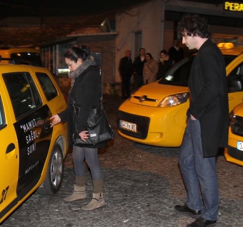 Özgür Mumcu yine çapkınlıkta