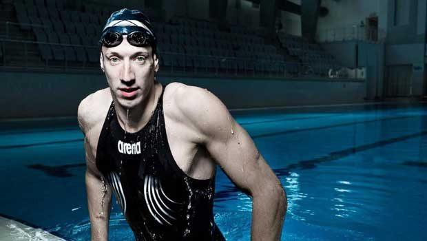 Fransız yüzücü Survivor kazasından kıl payı kurtuldu