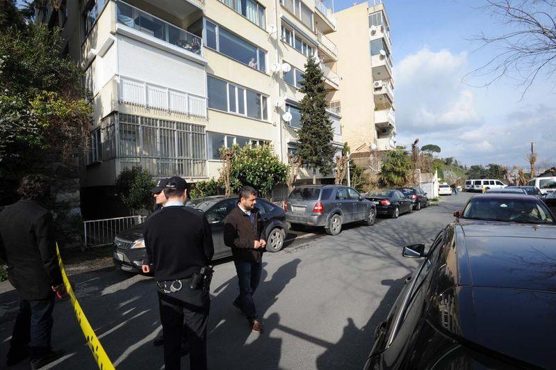 Erol Büyükburç evinde ölü bulundu