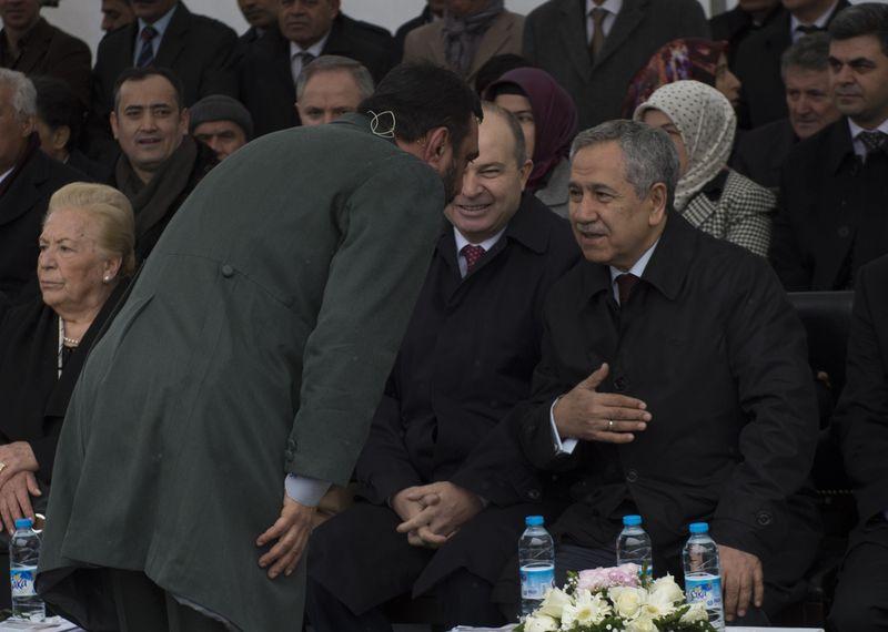 Bülent Arınç Taceddin Dergahı'nda Mehmet Akif'i andı