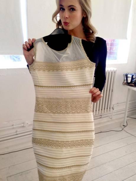 Fenomen elbisenin sarı beyaz modeli 5 bin liraya satıldı