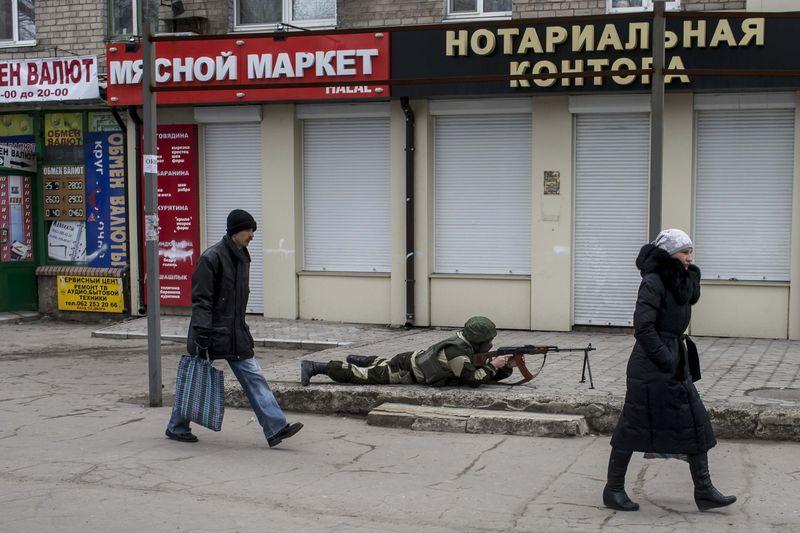 Ukrayna'da halk çatışmalara alıştı