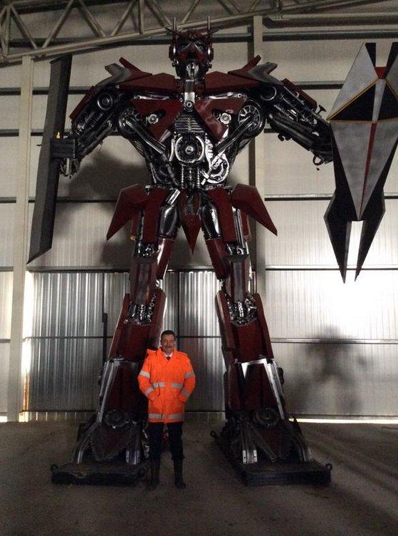 Melih Gökçek Ankara Park'ın otorobotlarını tanıttı