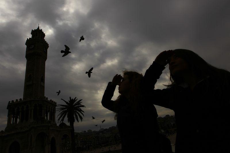 Güneş tutulması bugün gerçekleşti