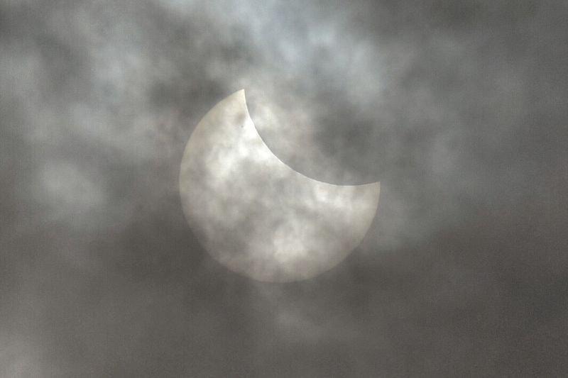 Güneş tutulması bugün gerçekleşti