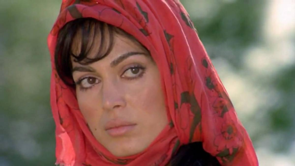 Yüzyılın en iyi Türk filmi Selvi Boylum Al Yazmalım oldu