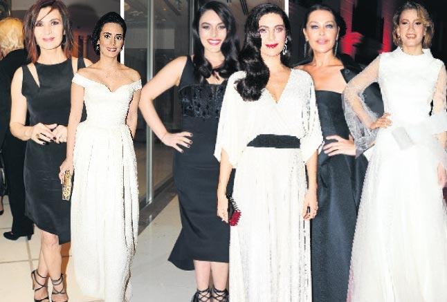 Ünlü oyuncuların siyah - beyaz şıklığı