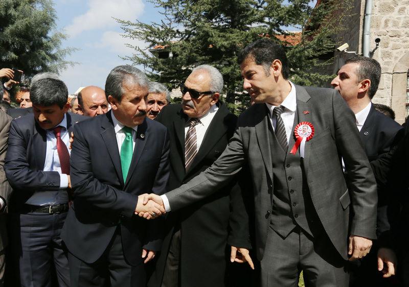 Muhsin Yazıcıoğlu vefatının 6.yılında dualarla anıldı