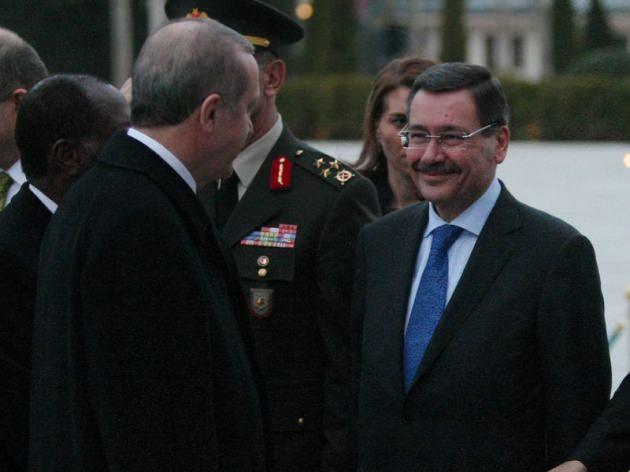 Melih Gökçek Saray'da düzenlenen törene katıldı