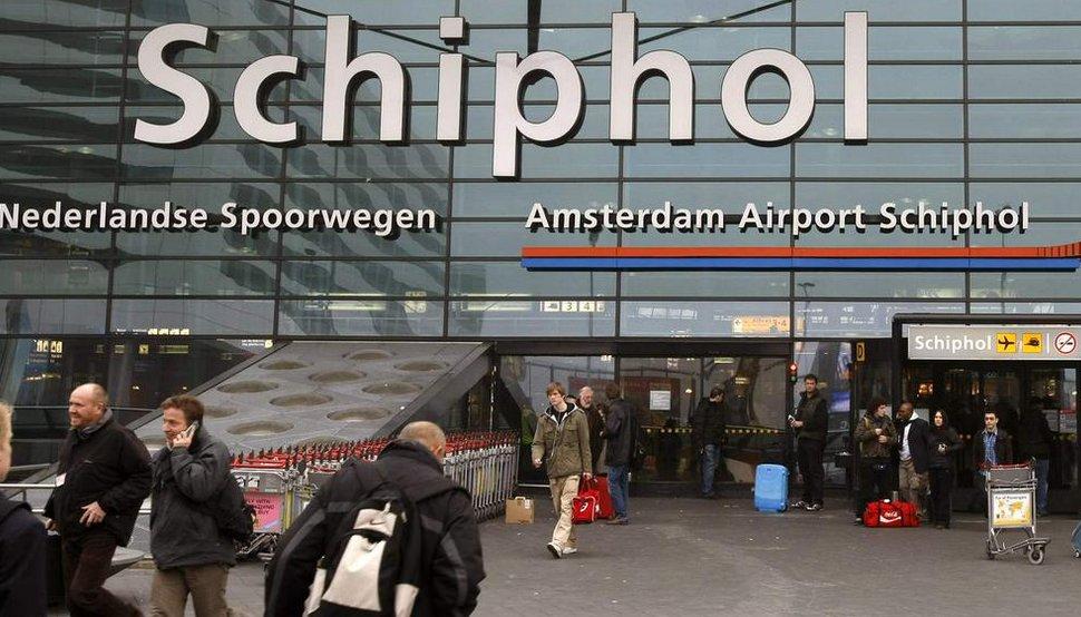 Amsterdam'da tüm uçuşlar iptal edildi