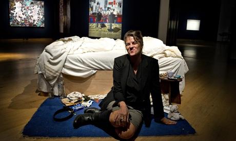 Tracey Emin'in yatağı Tate'de sergileniyor
