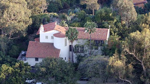 ABD'li genç milyarder lüks villasında ölü bulundu