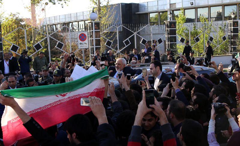 Nükleer müzakerelerde anlaşma sonrası Tahran'da sevinç