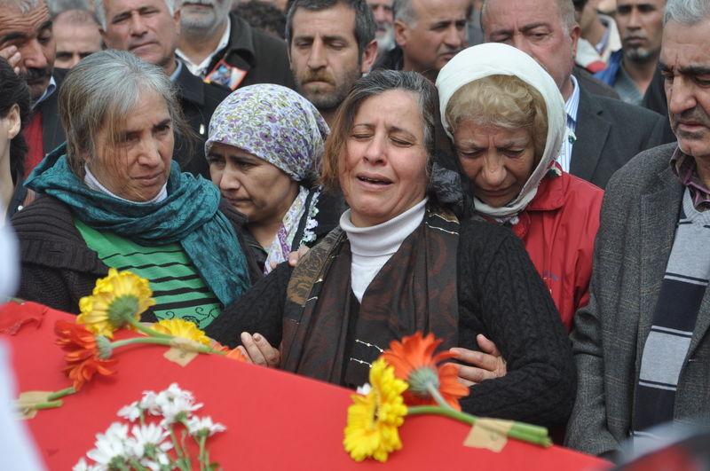 İstanbul Emniyeti'ne saldıran terörist gömüldü