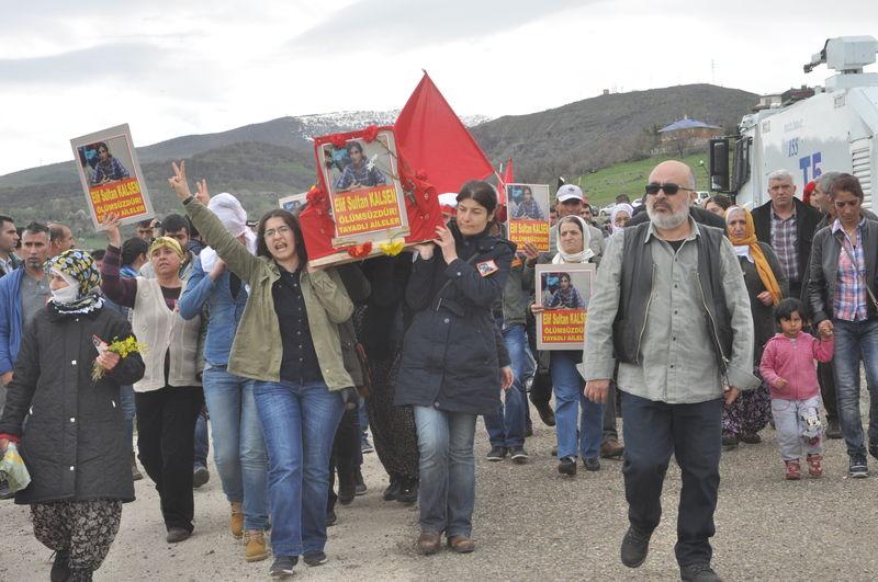 İstanbul Emniyeti'ne saldıran terörist gömüldü