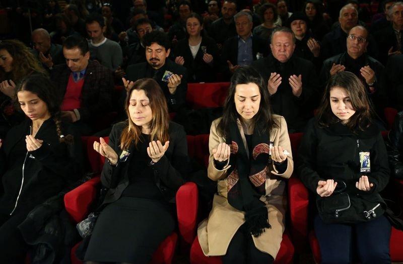 Kayahan son yolculuğuna uğurlandı