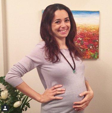 Özgü Namal anne oldu