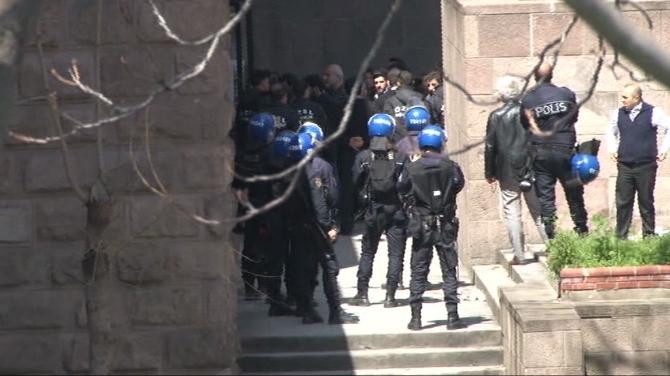 Ankara Üniversitesi'nde eğitime ara verildi