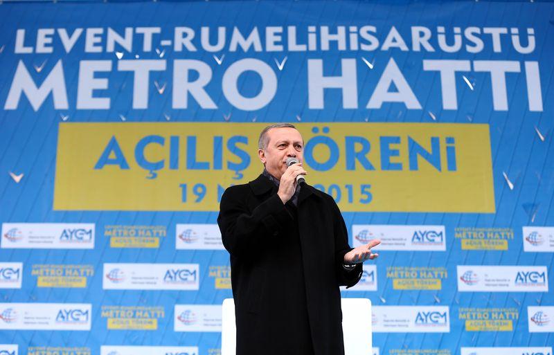 Cumhurbaşkanı ve Başbakan İstanbul'da metro açılışında