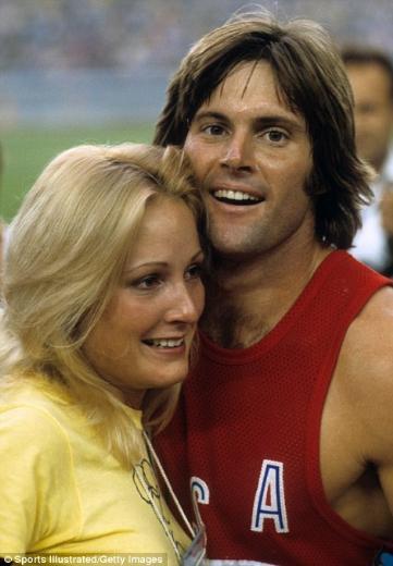 Kim Kardashian'ın cinsiyet değiştiren babası özel hayatını anlattı