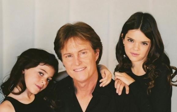 Kim Kardashian'ın cinsiyet değiştiren babası özel hayatını anlattı