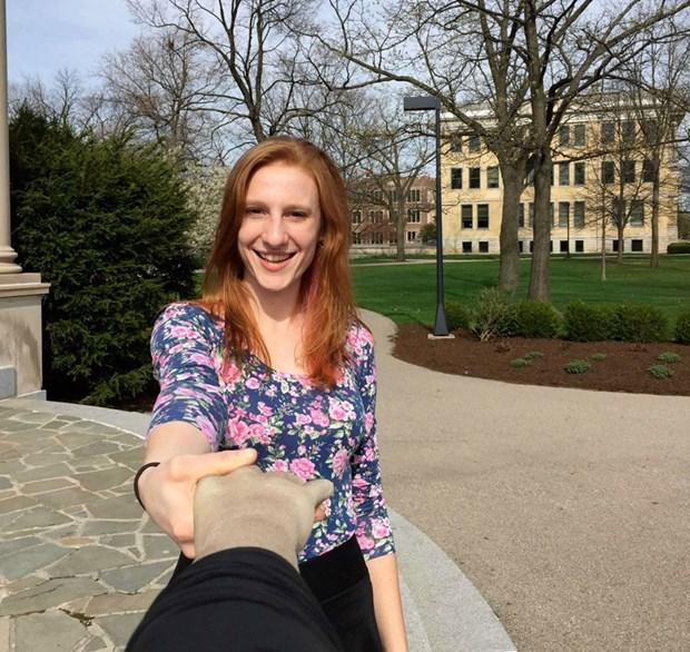 Selfie için protez kol üretildi