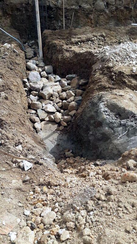 Çanakkale'de temel kazısından tarihi kuyu çıktı