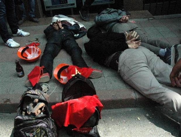 Polise molotof kokteyli atanlar gözaltına alındı