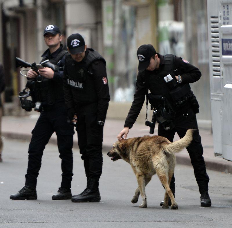 Polisler 1 Mayıs'ta en yoğun mesailerini yaptı
