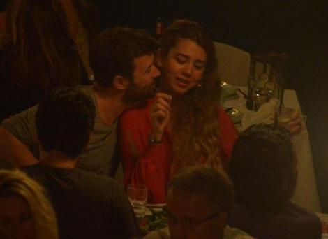 Yalın kendisini aldatan sevgilisini terk etti