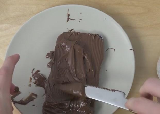 Samsung Galaxy S6'yı çikolatayla kapladılar