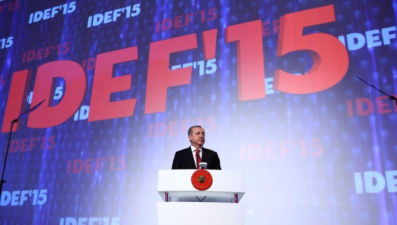 Erdoğan IDEF Uluslararası Savunma Sanayii Fuarı'nı gezdi