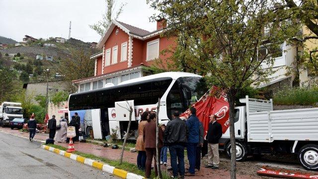 Yolcu otobüsü şoförü direksiyon başında kriz geçirdi