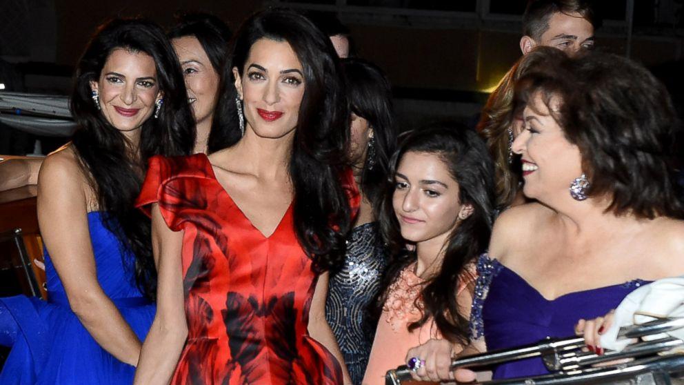 Amal'ın kardeşi de ünlü oldu