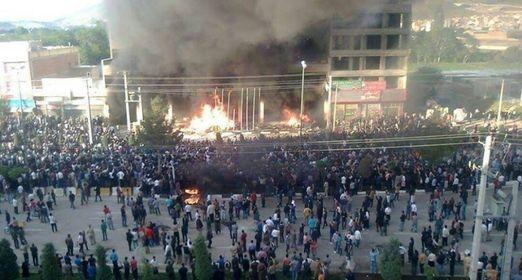 İranlı Kürtler tecavüz iddiasıyla sokağa çıktı