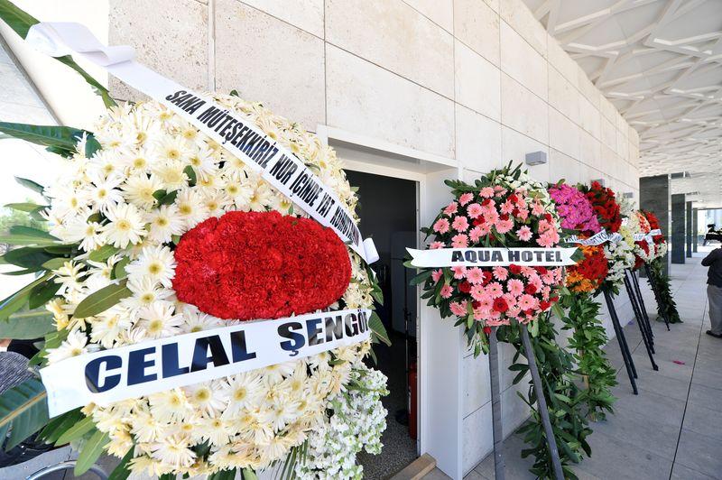 Mehmet Ağar Kenan Evren'in cenazesine katıldı