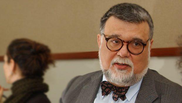 Kenan Evren'in cenazesinde dikkat çeken çelenk