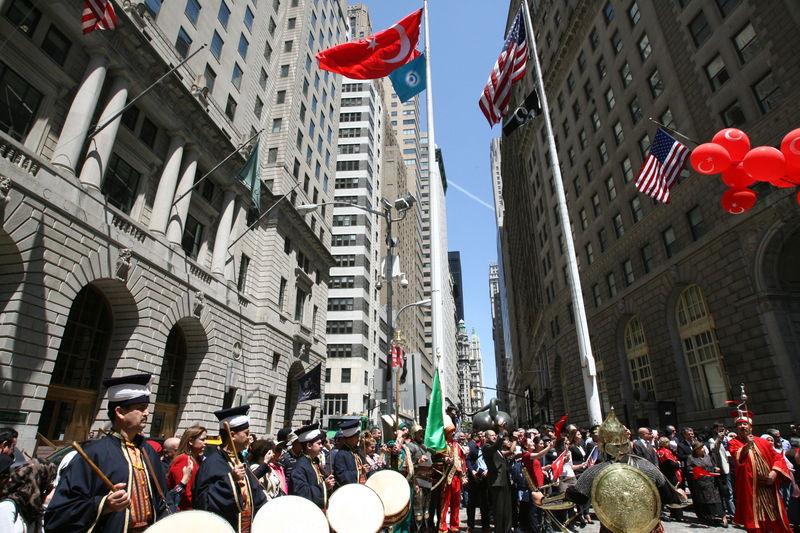 New York'ta mehteran coşkusu